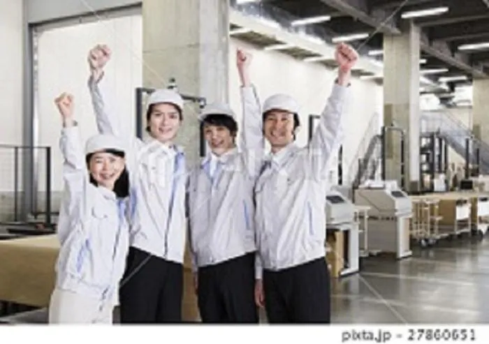 FRPプラスチック加工 未経験から始める、新しいキャリア。