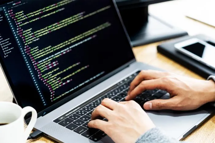 【リモート勤務あり】WEBシステム開発